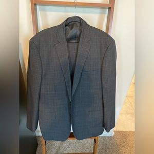 Vince Men’s three piece suit size 44R
